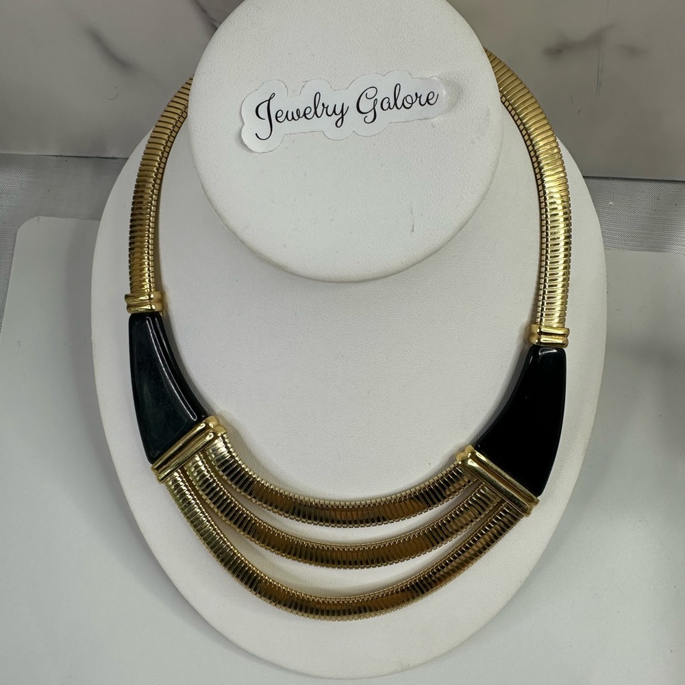 Bold Elegant 1980s GIVENCHY Gold Plate and Black Lucite Statement Necklace RARE